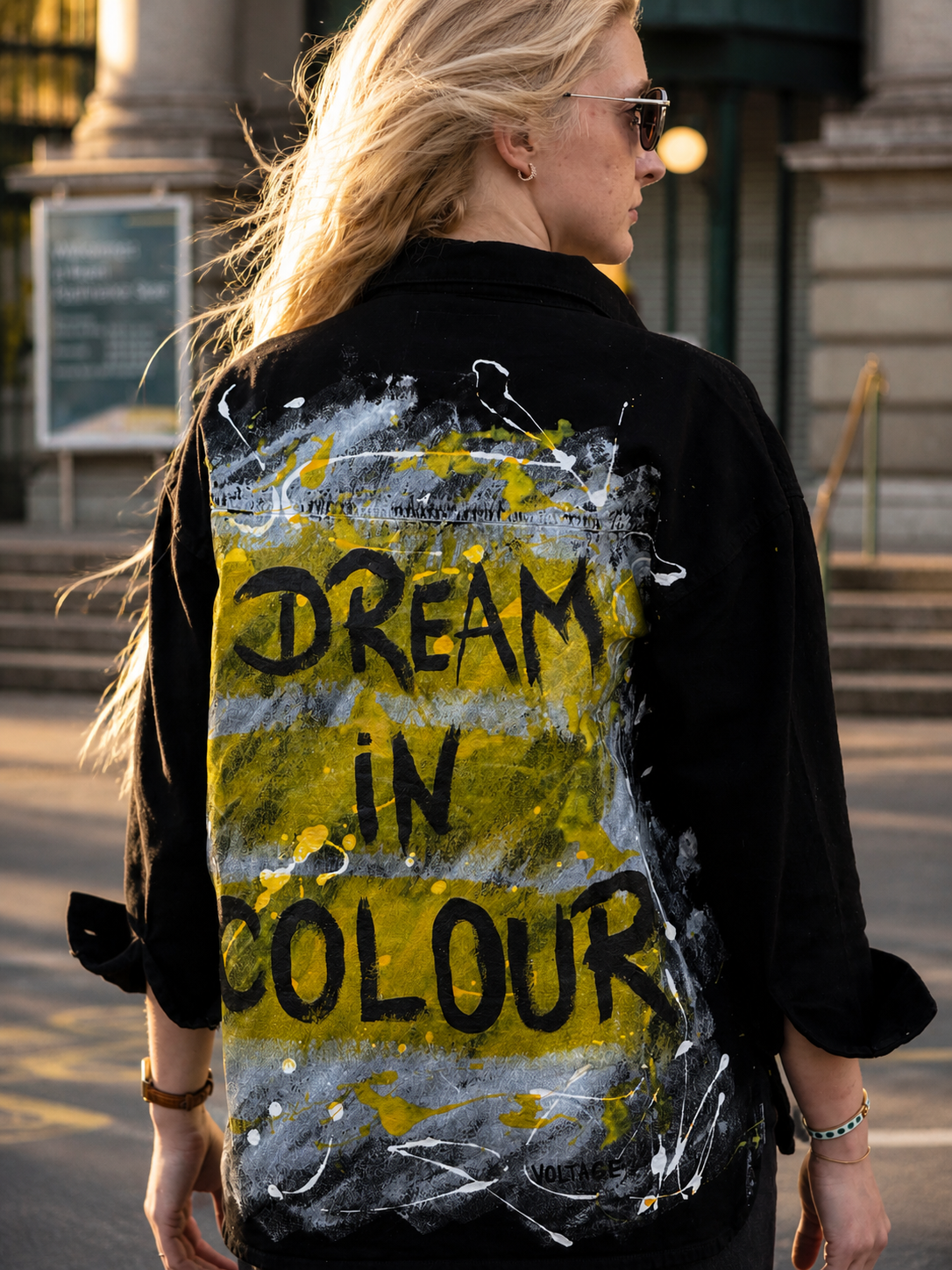 Bold Dream in Colour